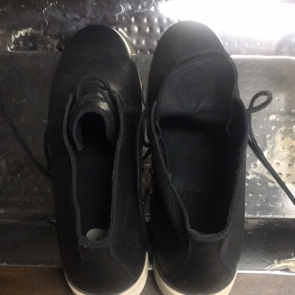 Sorel Black Leather Ankle Boots - Picture 3 of 10